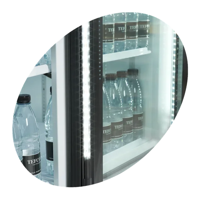 3 Glass Door Refrigerated Beverage Cabinet 825 Liters