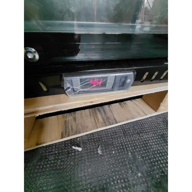 Back Bar Refrigerator Skinplate 3 Glass Doors 328 Liters - Refurbished