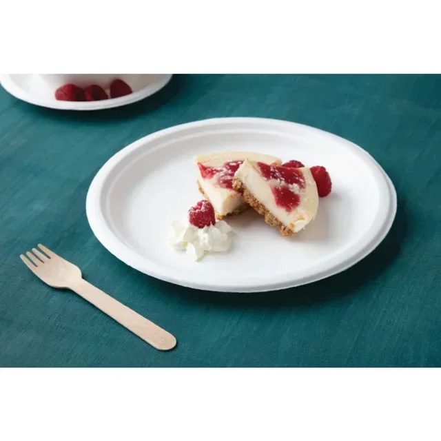 Eco-Friendly Disposable Plates 26 cm - Pack of 50 Biodegradable Bagasse