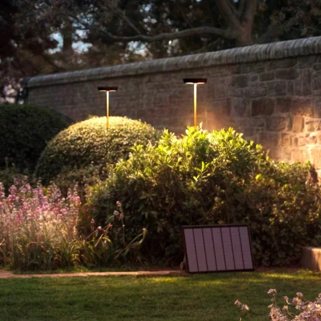 Solar Outdoor Lamp Post Pin Medium Size