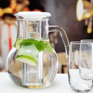 Jarra 1.6L con Tubo Refrigerante