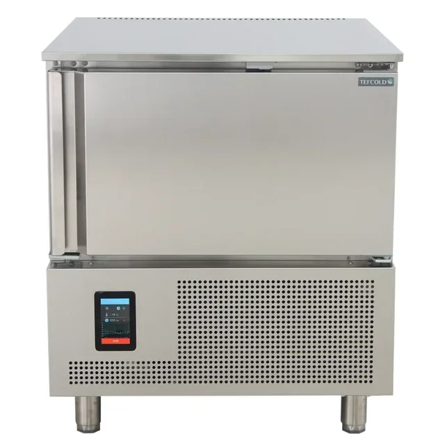 Refrigerated Counter with 3 GN 1/1 Pans - 139 Litre Capacity