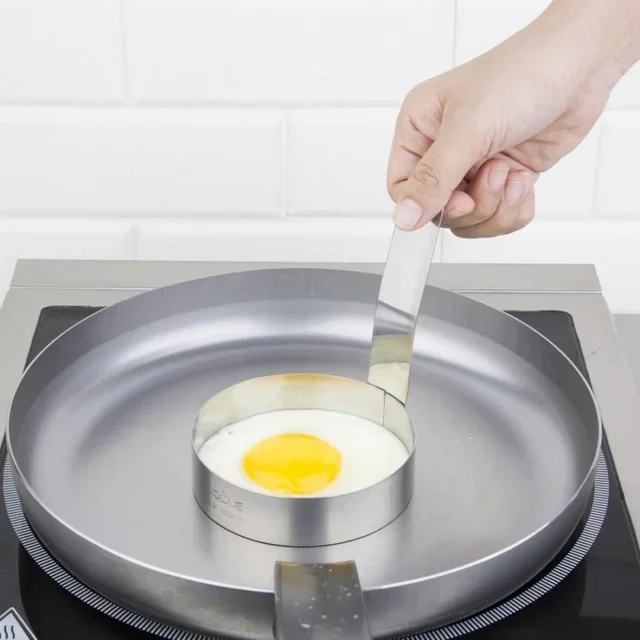 Egg Ring Long Handle Stainless Steel - Diameter 10 cm