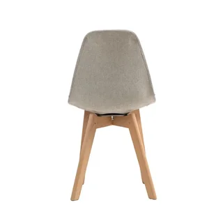 Cadeira Empilhável Keeve em Tecido Bege com Pés de Madeira