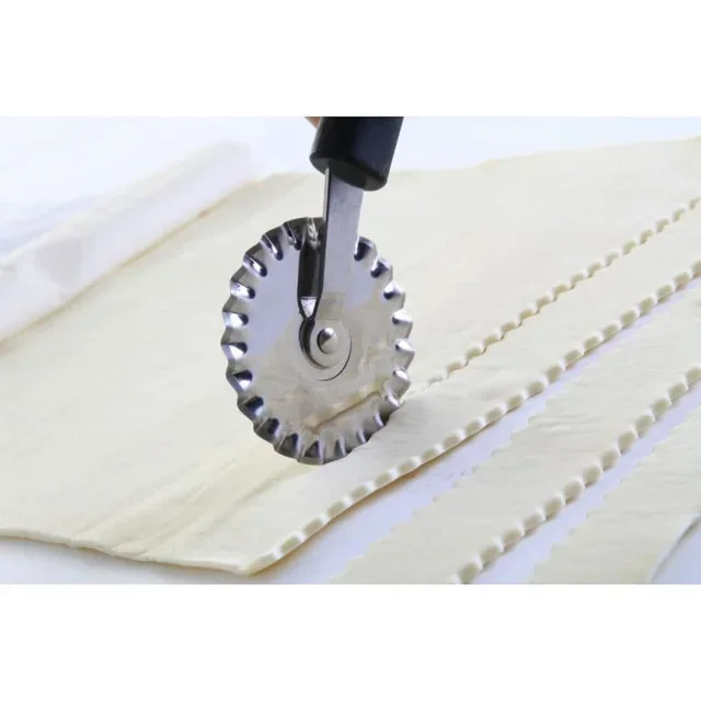 Pastry Crimping Wheel - 60 mm Blade