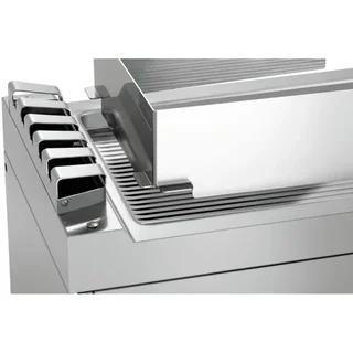 Snacker Plate with Backsplash 740