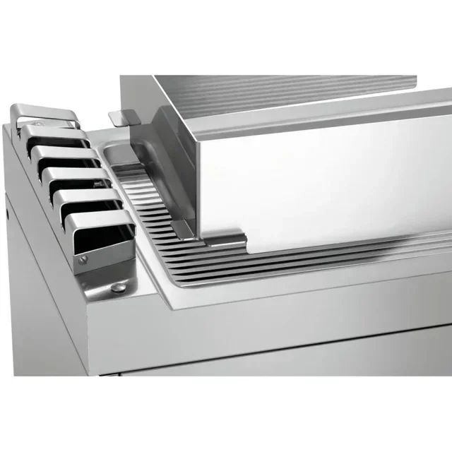 Snacker Plate with Backsplash 740