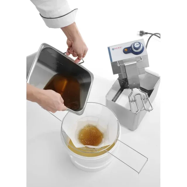 Pack of 50 Deep Fryer Oil Filters | Cooking Accessory