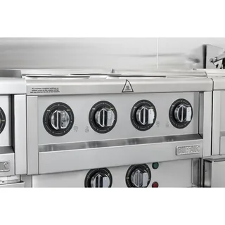 Convection Oven 600 with Integrated Electric Cooktop