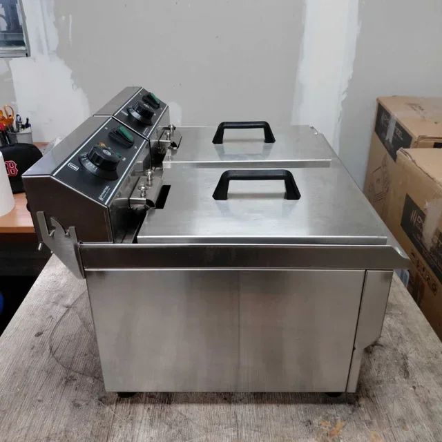 Professional Electric Deep Fryer Double Tank 13L + 13L with Drain Tap - Refurbished