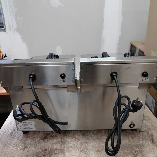Professional Electric Deep Fryer Double Tank 13L + 13L with Drain Tap - Refurbished