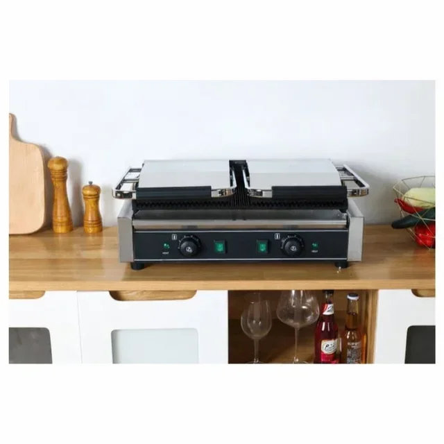 Double Panini Grill - Ribbed Cooking Plates