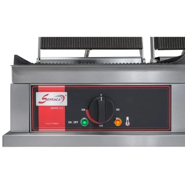 Double Panini Grill with 4 Ribbed Plates