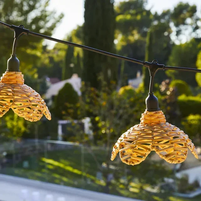 Guirlande Guinguette 6m Raccordable avec Abat-Jour Rotin - Flower Light
