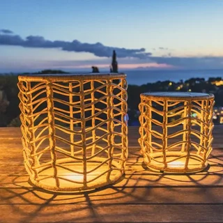 Lot de 2 Tables d'Appoint Solaires en Rotin Nerita