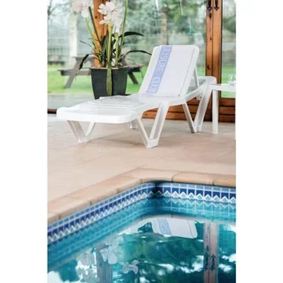 Lot de 4 Chaises Longues Design PP Blanc - Mobilier de Jardin Contemporain