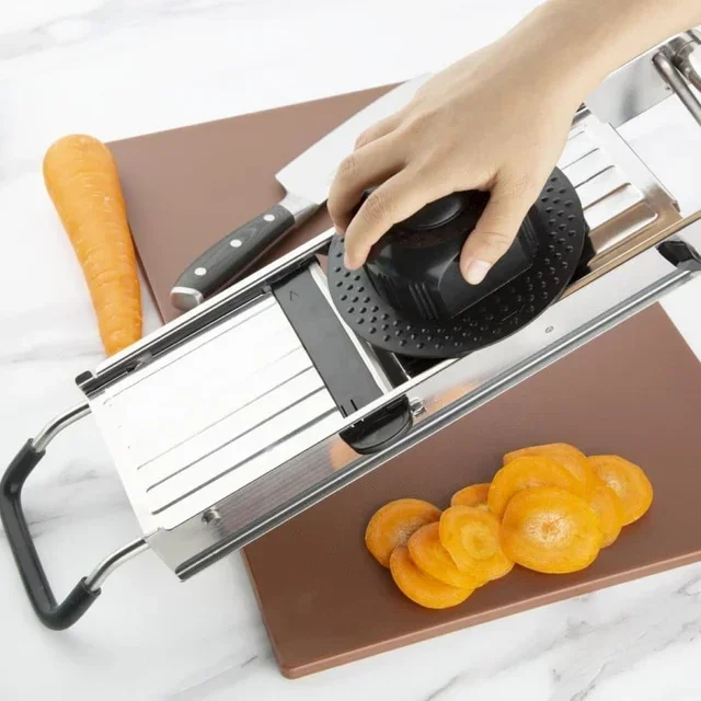 Multifunction Mandoline with Safety Guard