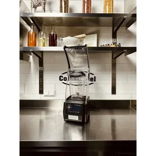 Professional 2-Liter Blender with Soundproof Enclosure