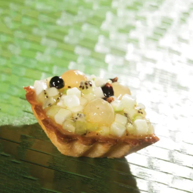 Molde para Mini Tarteletas Quadradas Caneladas - 24 Cavidades - 7,8 x 7,8 cm