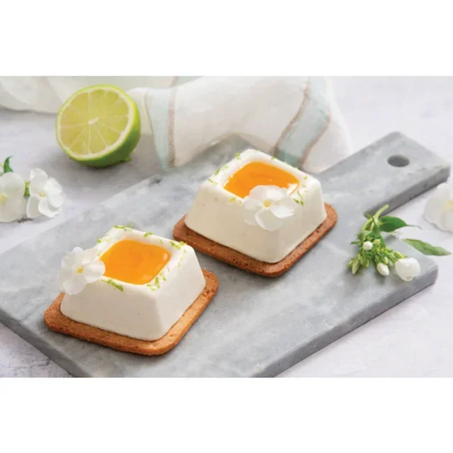 Molde Savarin Cuadrado 24 Cavidades 70x70 mm - Pastelería Profesional