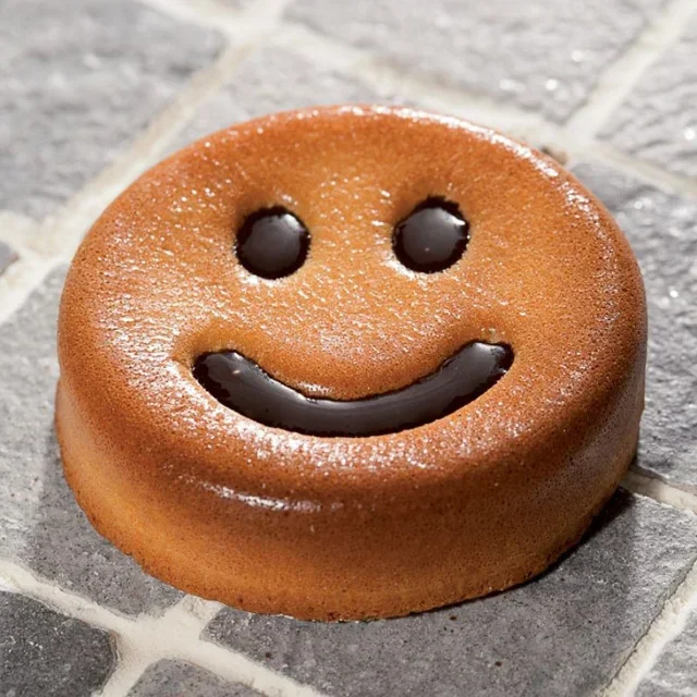 Smiley Eiswürfelform - 24 Silikonformen