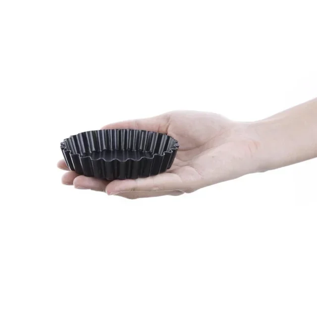 Fluted Tartlet Mould with Removable Non-Stick Base - 10 cm Diameter - Set of 3