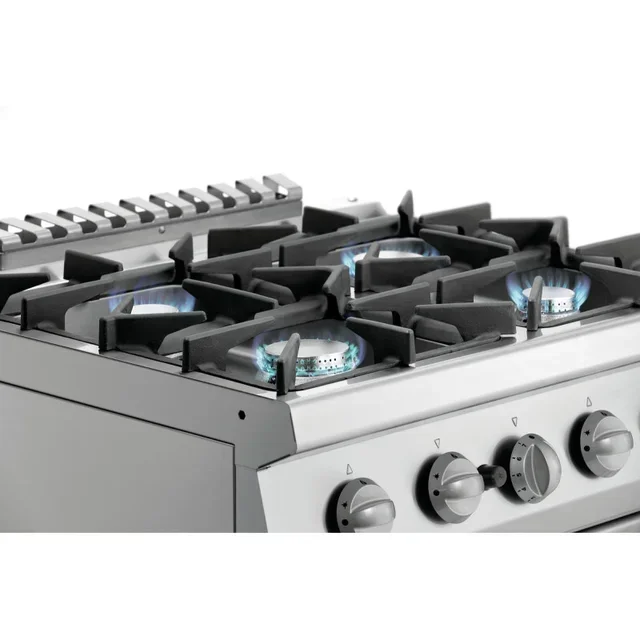 Gasherd Serie 700 - 4 Gasbrenner mit GN2/1 Profi-Backofen