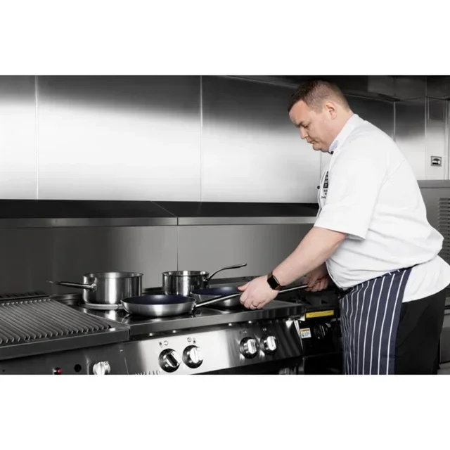 Professional 4-Burner Induction Hob with Base - 3-Phase 400V