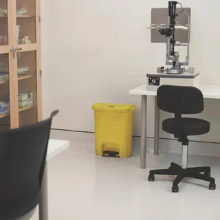 30L Front-Opening Pedal Bin - Yellow