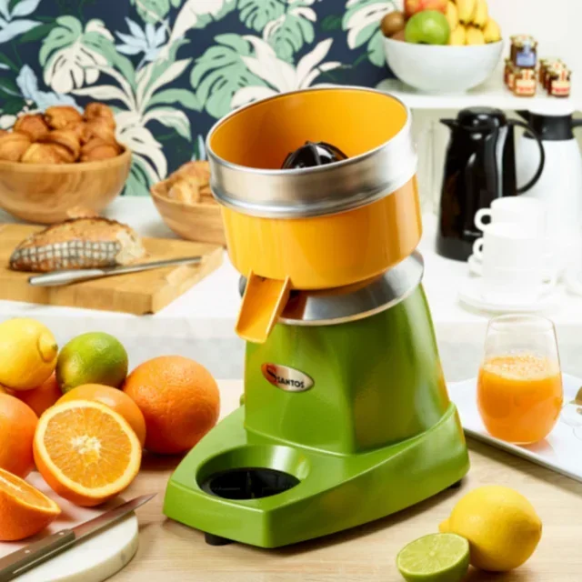 Manual Citrus Juicer "Classic" No.11