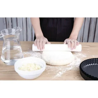 Vogue 30cm Polyethylene Pastry Rolling Pin