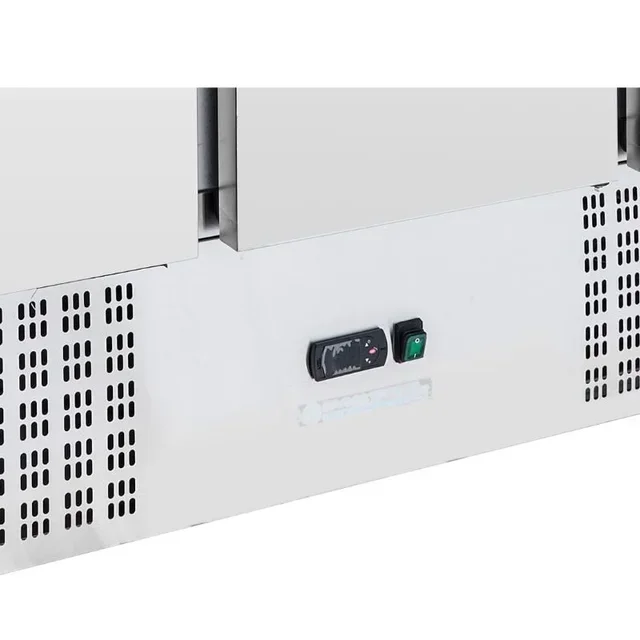 Refrigerated Saladette 4 GN 1/1 Pans - 3 Glass Doors