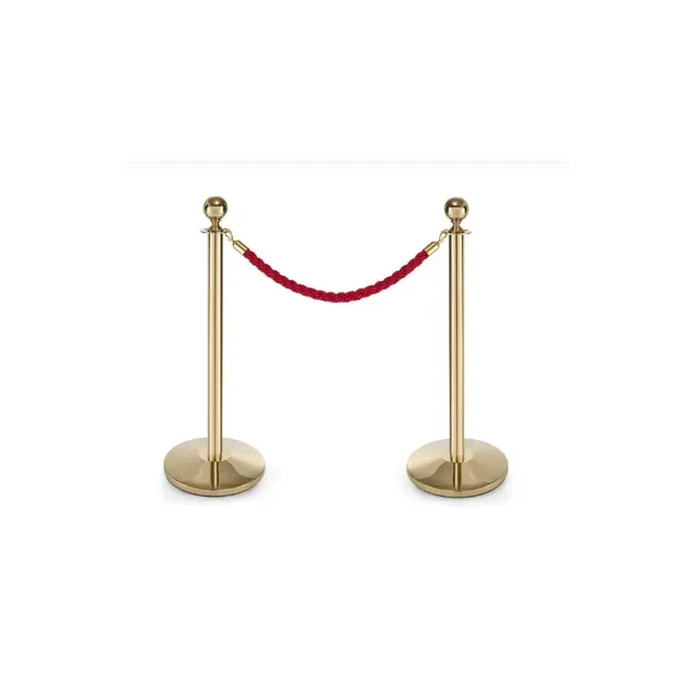 Absperrband mit goldenen Metallverschlüssen