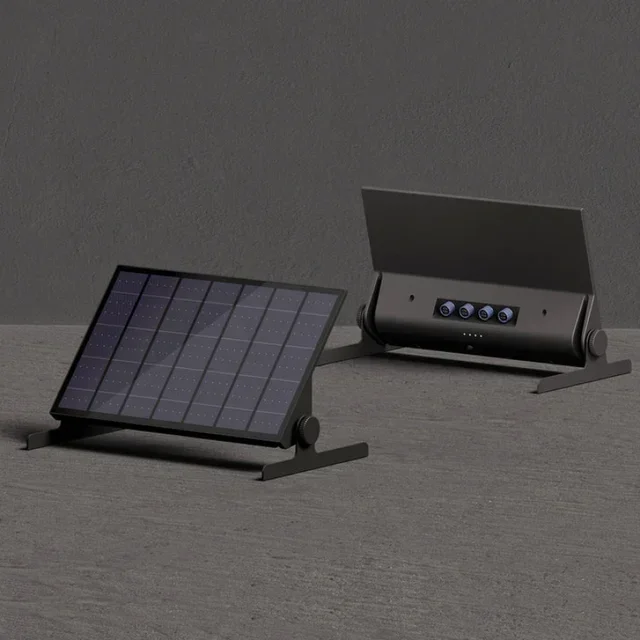 Solar Hub 4-Port USB Charging Station
