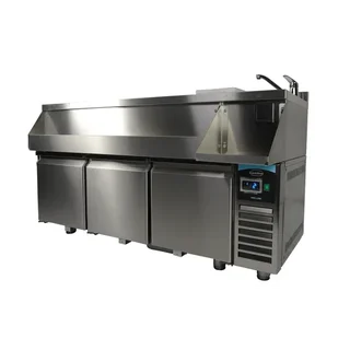 Dreitüriger Kühltisch mit Integrierter Cocktailtheke