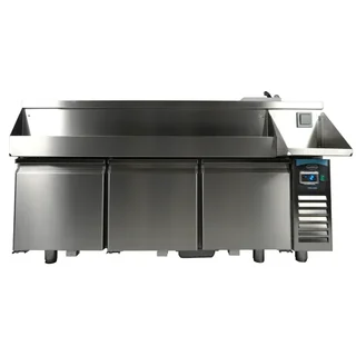 Dreitüriger Kühltisch mit Integrierter Cocktailtheke