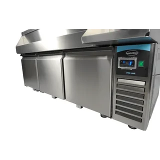 Dreitüriger Kühltisch mit Integrierter Cocktailtheke