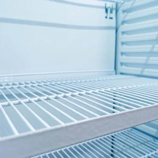 Refrigerated Display Case 380 L with Glass Door and Transport Trolley for Beverages