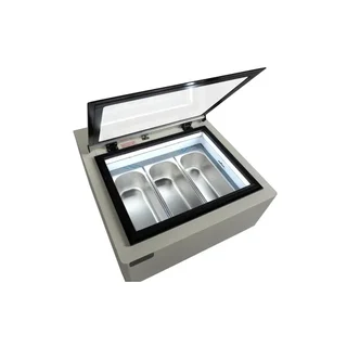 White Countertop Refrigerated Display Case - Static Ventilation - 3 Shelves 5 Liters - Customer Side