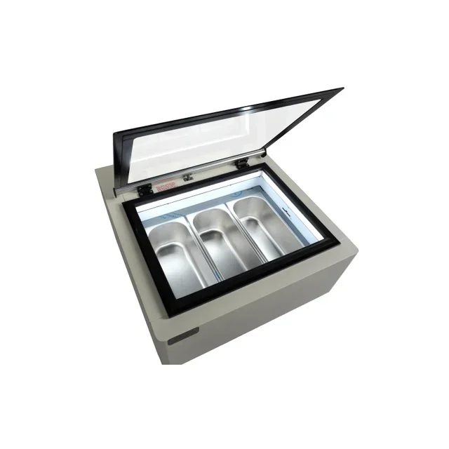 White Countertop Refrigerated Display Case - Static Ventilation - 3 Shelves 5 Liters - Customer Side