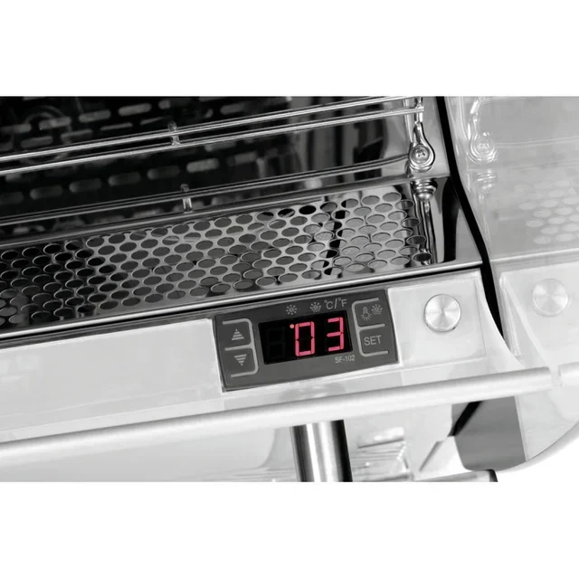 Wall-Mounted Refrigerated Display Case RIMI - 675 mm Depth