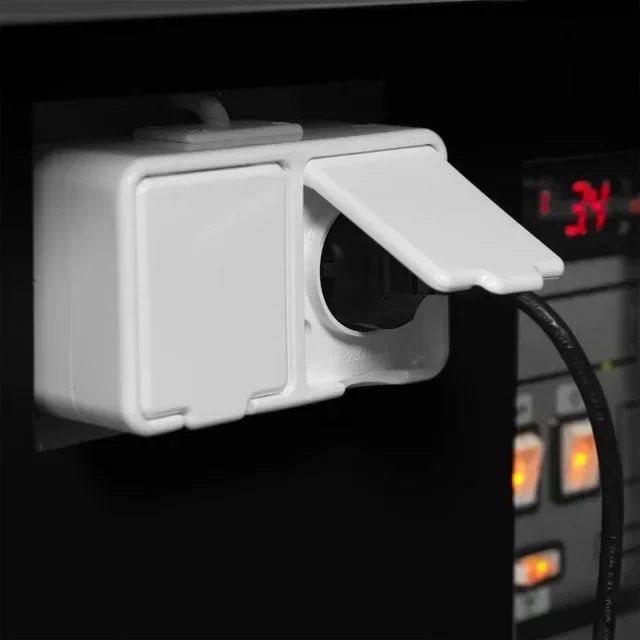 Black Supermarket Refrigerated Display Case 947 Liters